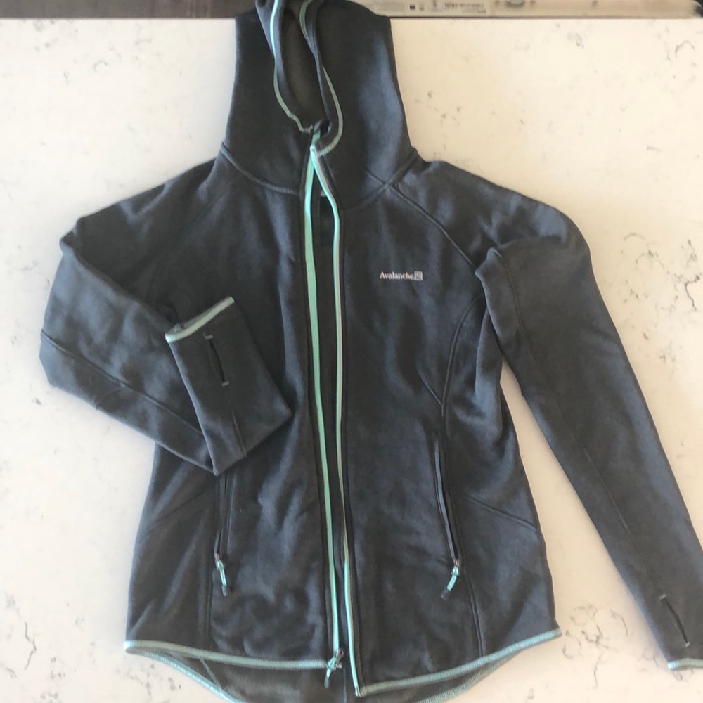Avalanche women’s gray jacket